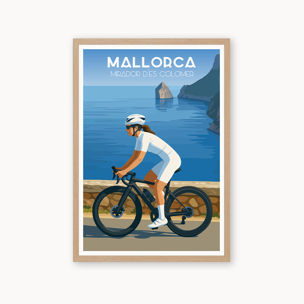 Póster y láminas de ciclista en el Mirador de Es Colomer, Mallorca